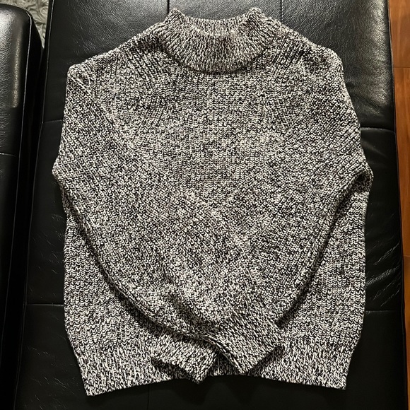 Women’s salt and pepper sweater H&M - Picture 1 of 3